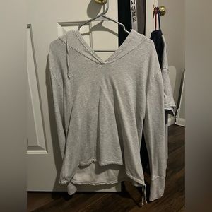 brand merona, size medium, grey